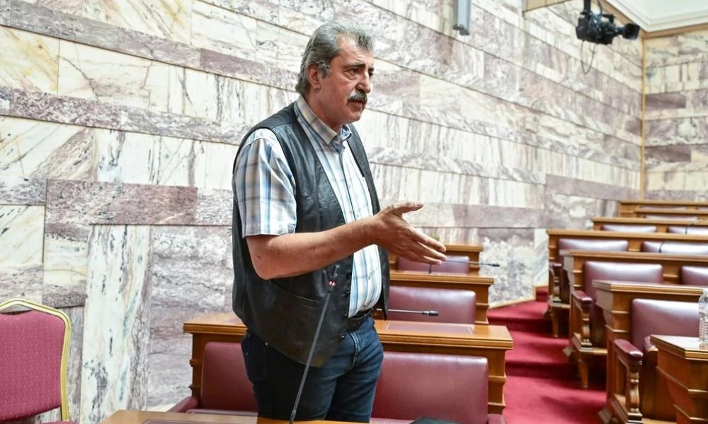 Στην αντεπίθεση ο Πολάκης: «Τον Οκτώβριο θα έχει κρύο»